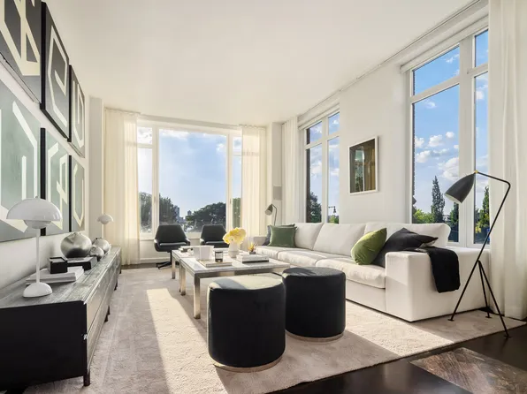 400 West 12th Street image 1 of 13