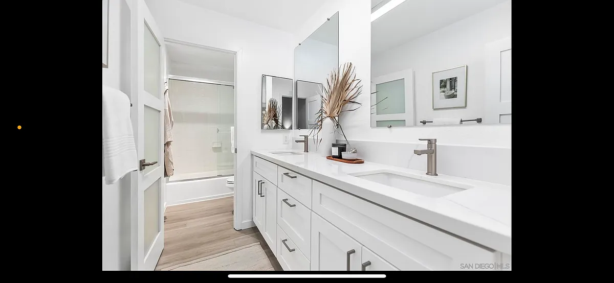 Building Photo - 5790 Friars Rd #F5