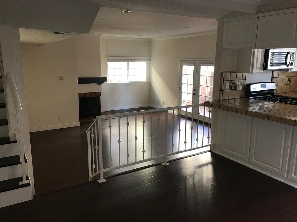 1st image of 1515 Artesia Blvd APT 3