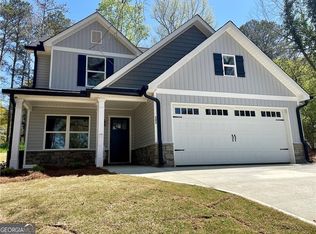 121 Pinecrest Cir, Dallas, GA 30132
