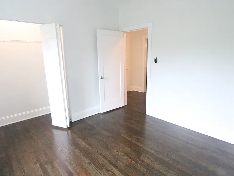 5459 S Ingleside Ave #2N — Photo 6