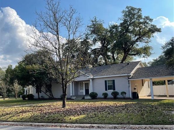 103 Park Place Dr, Alexandria, LA 71301