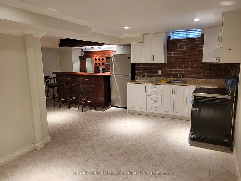 2524 Banfield Rd #BSMNT — Photo 4