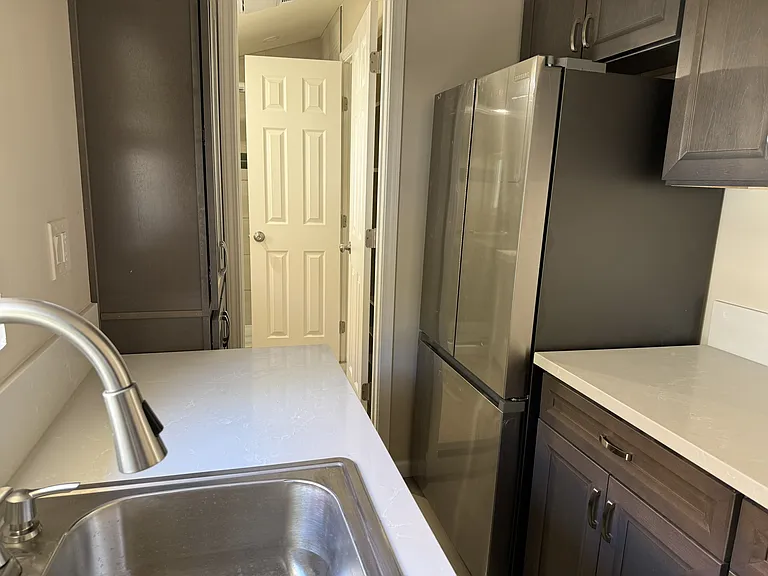 440 W 4th Ave #2 — Photo 4