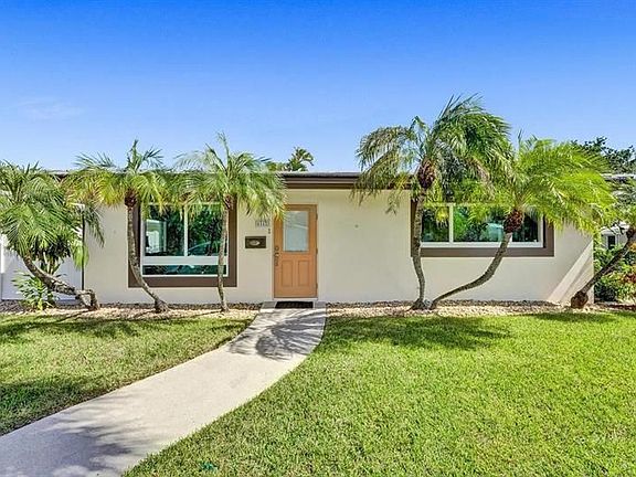 2nd image of 4542 Seagrape Dr #2