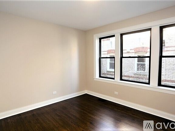 3rd image of 4445 N Rockwell St #47-3