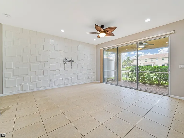 3755 Tilbor Cir — Photo 7