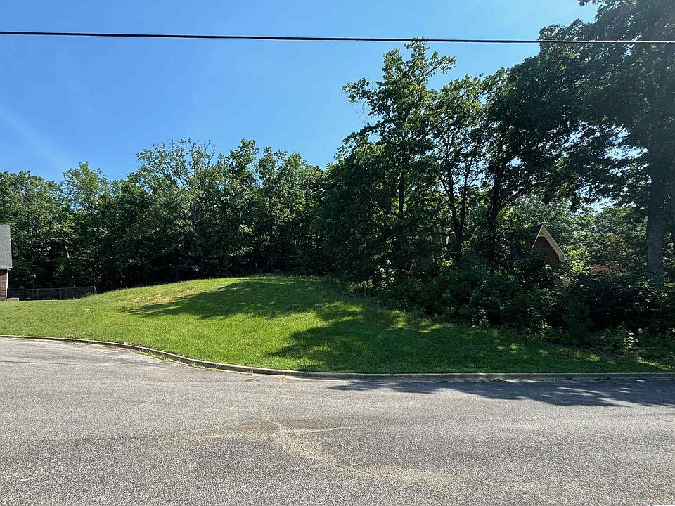 2nd image of 7437 Mountain Laurel Dr #0