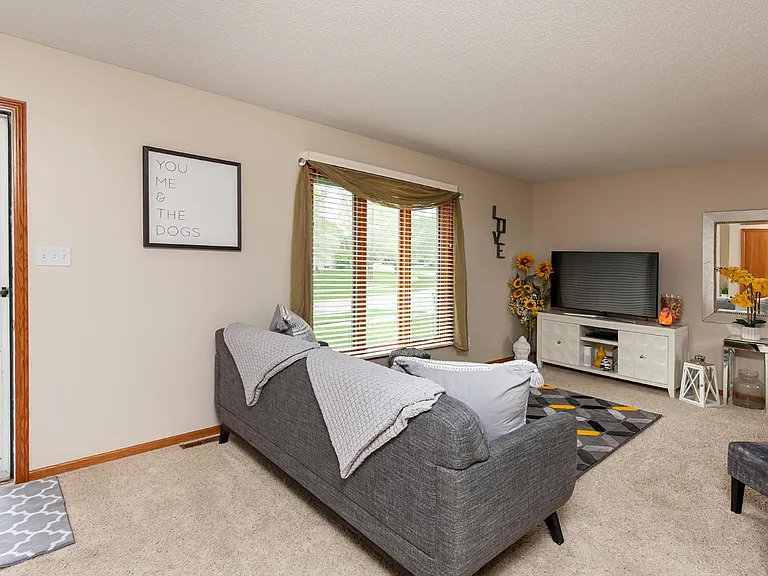 14743 Summit Dr — Photo 7