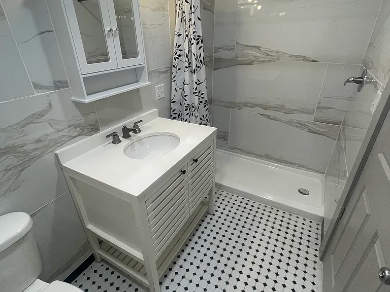 9 Cartwright Ave #1 — Photo 4