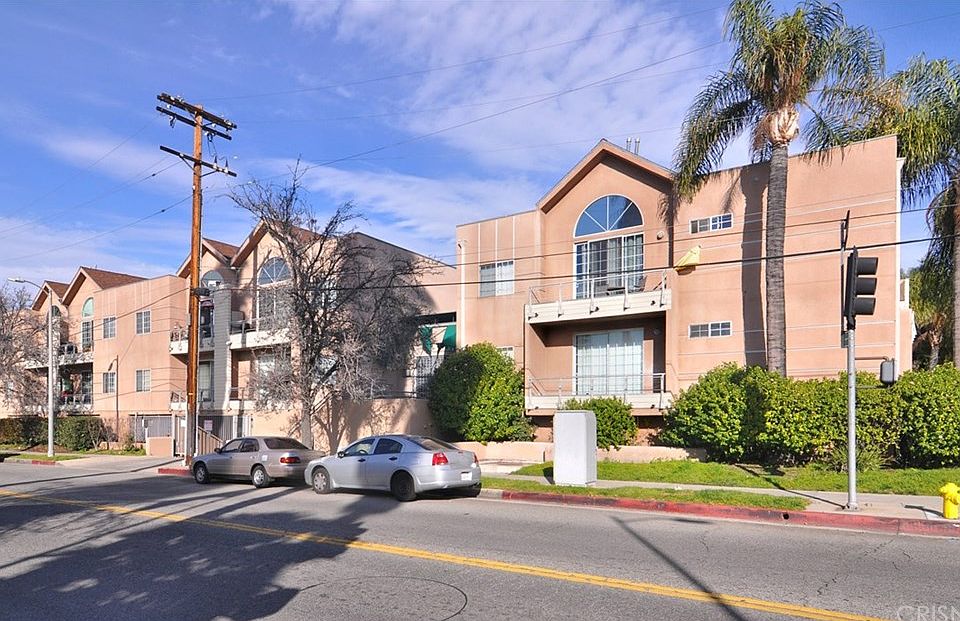 1st image of 5620 Yolanda Ave APT 209