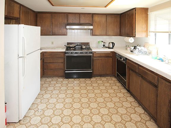 4th image of 231 S Chandler Ave APT B