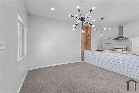 128 N Colorado Ave — Photo 1