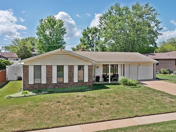 3rd image of 5141 Harthlodge Dr