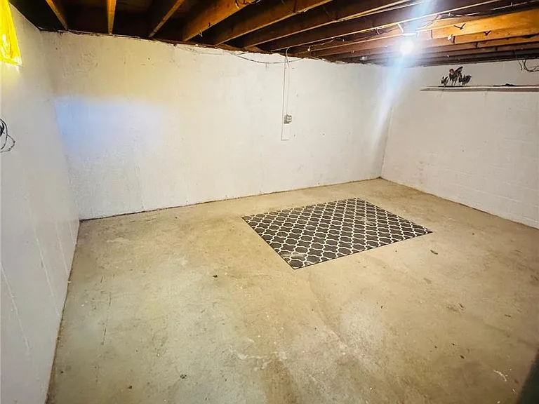 605 E Susquehanna St — Photo 22