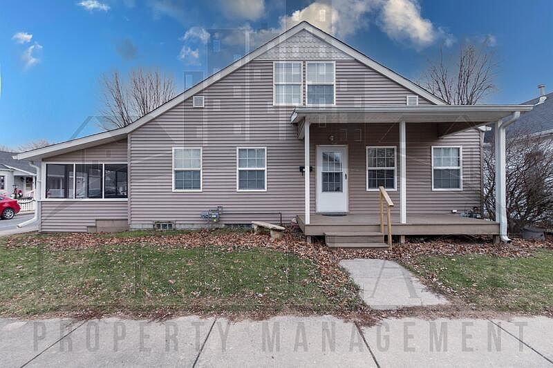 1st image of 1197 North St