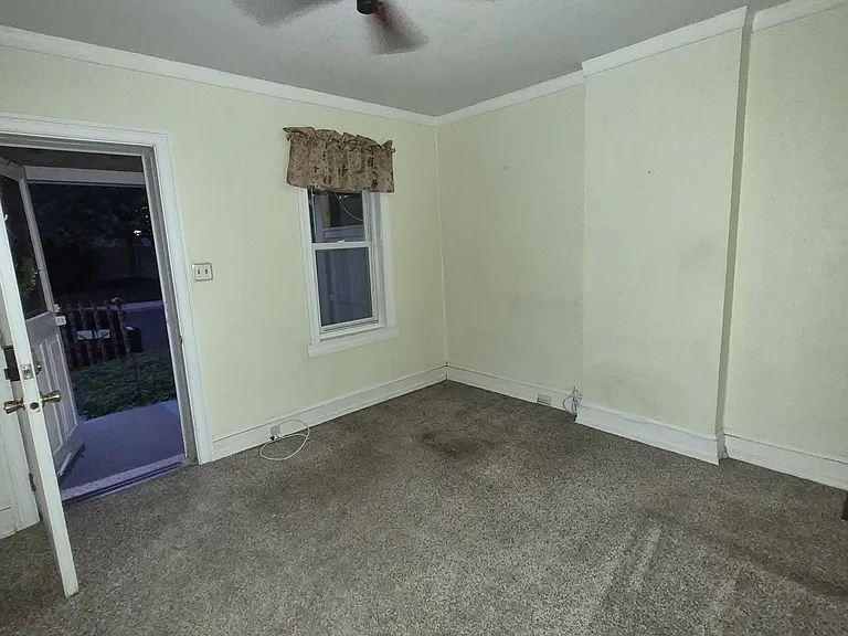 381 Stewart Ave — Photo 9