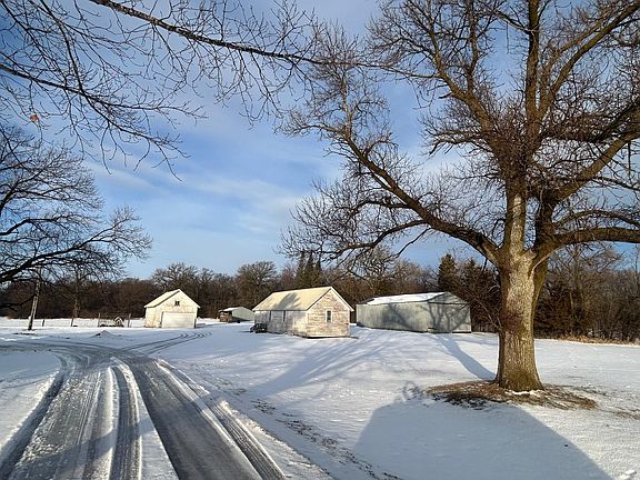 3rd image of 16495 County Road 32