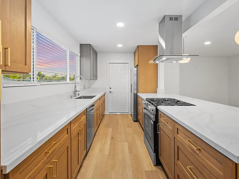 14514 Biddeford St — Photo 4