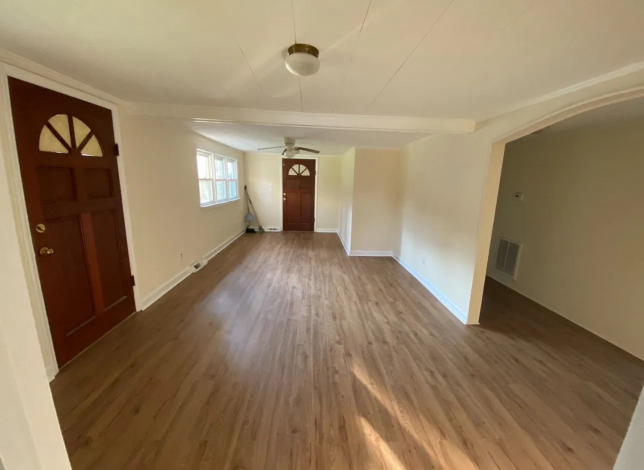 3 bed, 1092 sqft, $1,500 — Photo 4