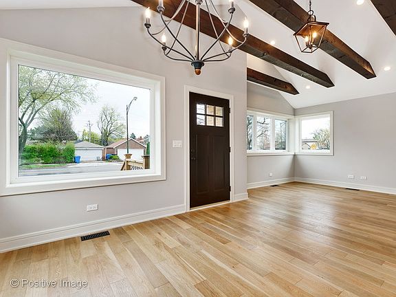 3rd image of 6090 N Caldwell Ave