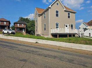 454 Harmony Ave, Rochester, PA 15074