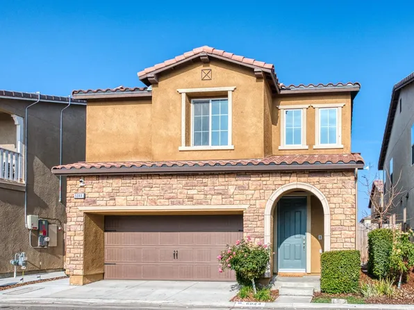6044 E Bishop Ln, Fresno, CA 93727