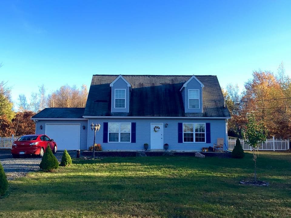 2nd image of 1213 Stuckey St