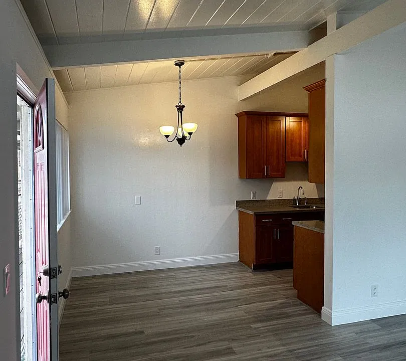 410 Monte Diablo Av.