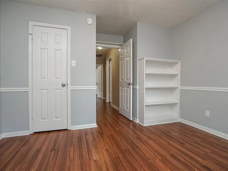 22815 Red River Dr — Photo 22
