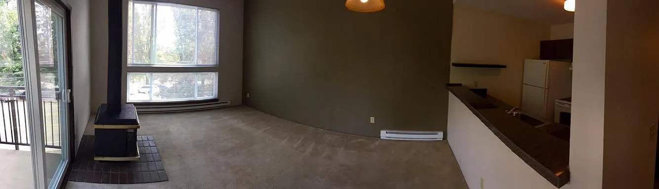 5844 NE 75th Street — Photo 3