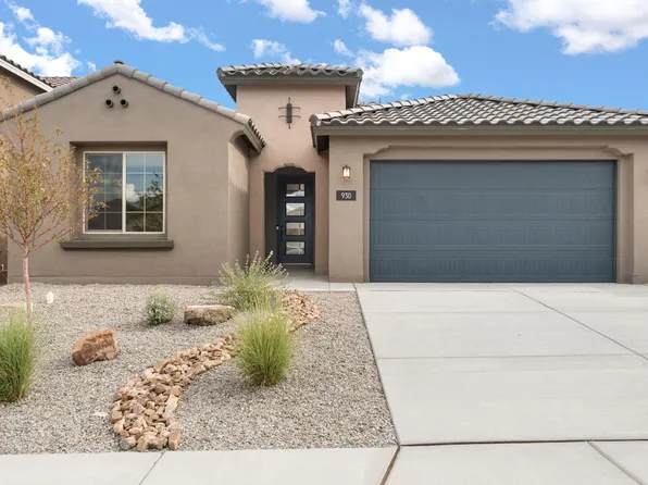 930 Lazuli Rd SE, Rio Rancho, NM 87124