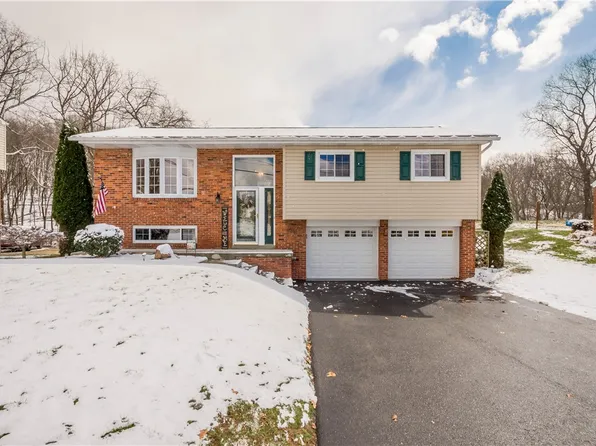 2701 College Park Rd, Allison Park, PA 15101