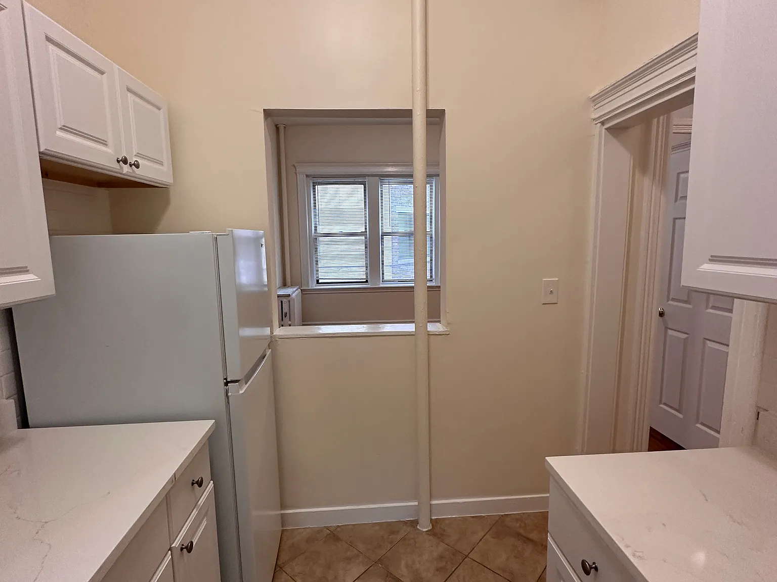 1 bed, 99999 sqft, $2,550 — Photo 3