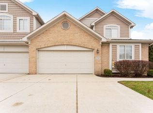 23707 McCort Dr, Flat Rock, MI