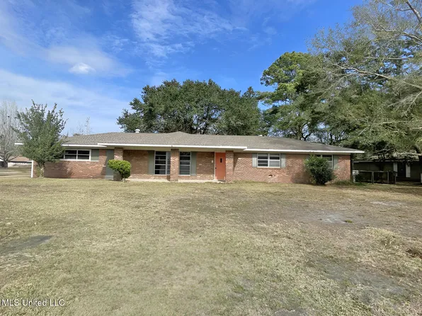 6145 Garraway Cir, Ocean Springs, MS 39564