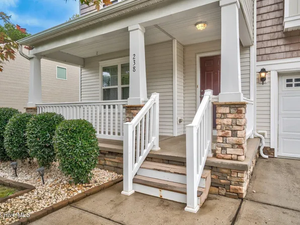 238 Farrington Drive, Clayton, NC 27520