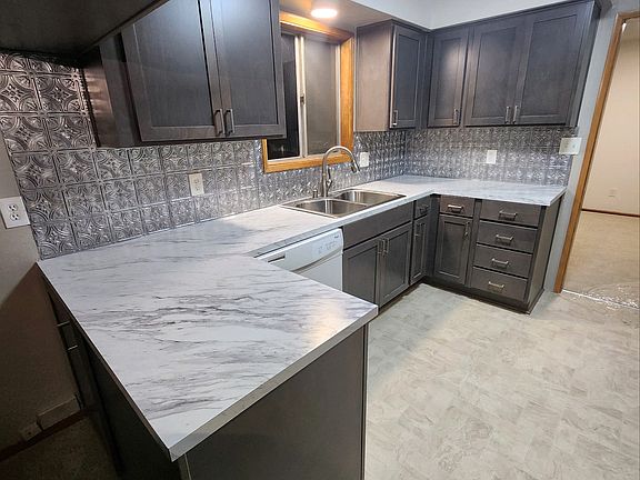 4th image of 13506 NE 72nd Ave