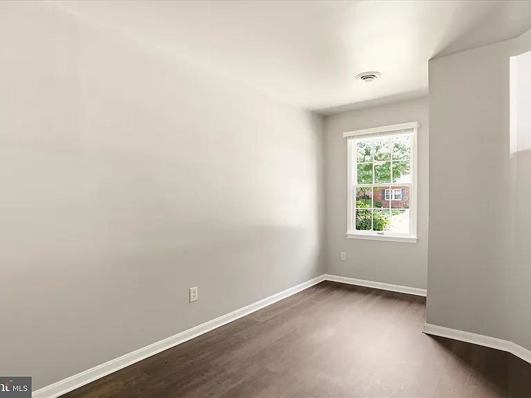 1008 Orchard Dr — Photo 13