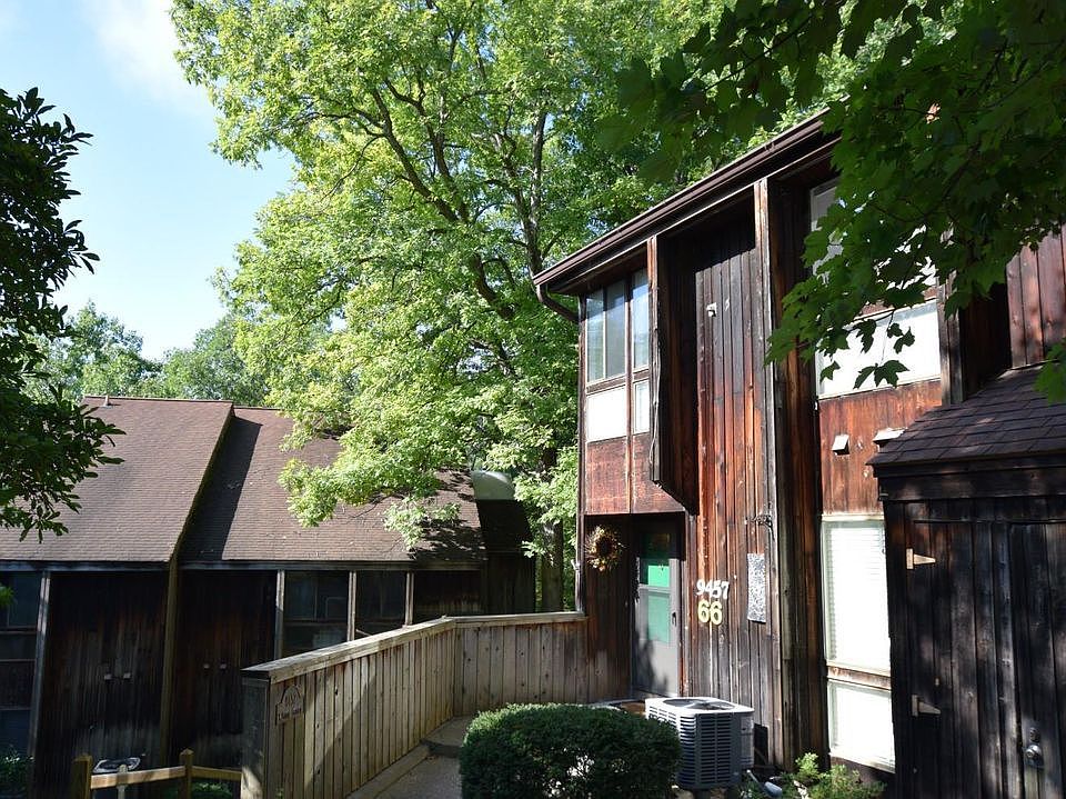 1st image of 9457 S Pointe Lasalles Dr