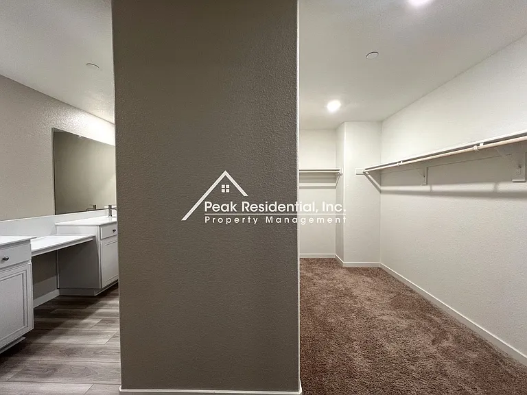 2808 Bedell St — Photo 19