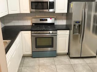 2 Villanova Ct, Sicklerville, NJ 08081