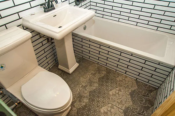 Rented by Nooklyn NYC LLC | media 55