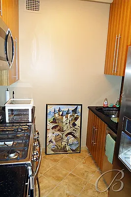 Sold by Bellmarc Realty | media 15