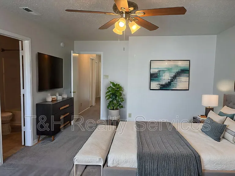12640 Justice Xing — Photo 14