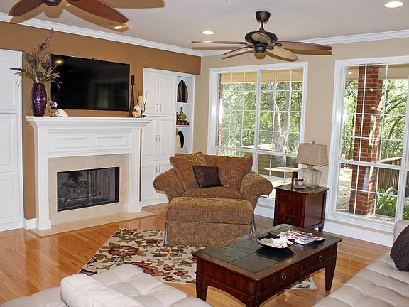 4th image of 516 Riverwood Dr