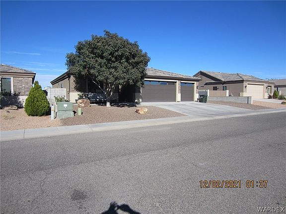 4th image of 3299 E Karen Avenue