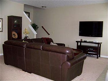 5th image of 6075 Tyndale Ln