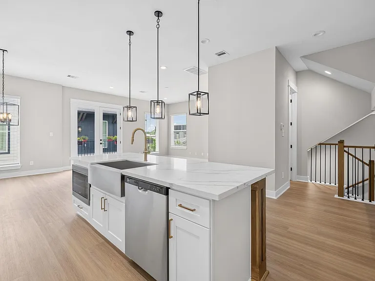 719 Thornton Rd #D — Photo 12