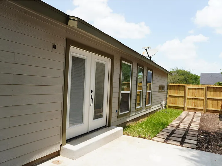 6419 Teal Run Dr — Photo 21
